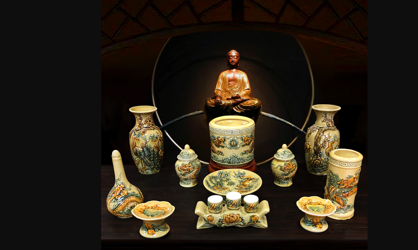 9 Vật Phẩm Trên Ban Thờ Thần Tài.png